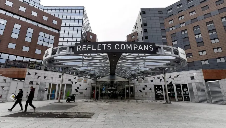 CENTRE COMMERCIAL REFLETS COMPANS